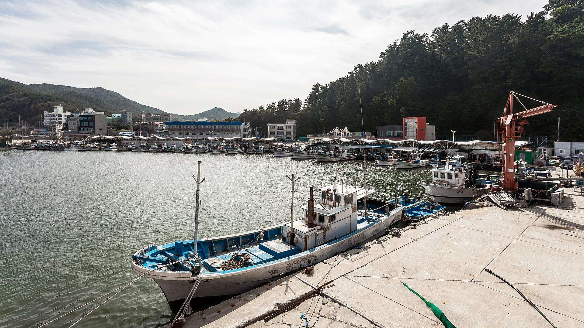 Anin Port