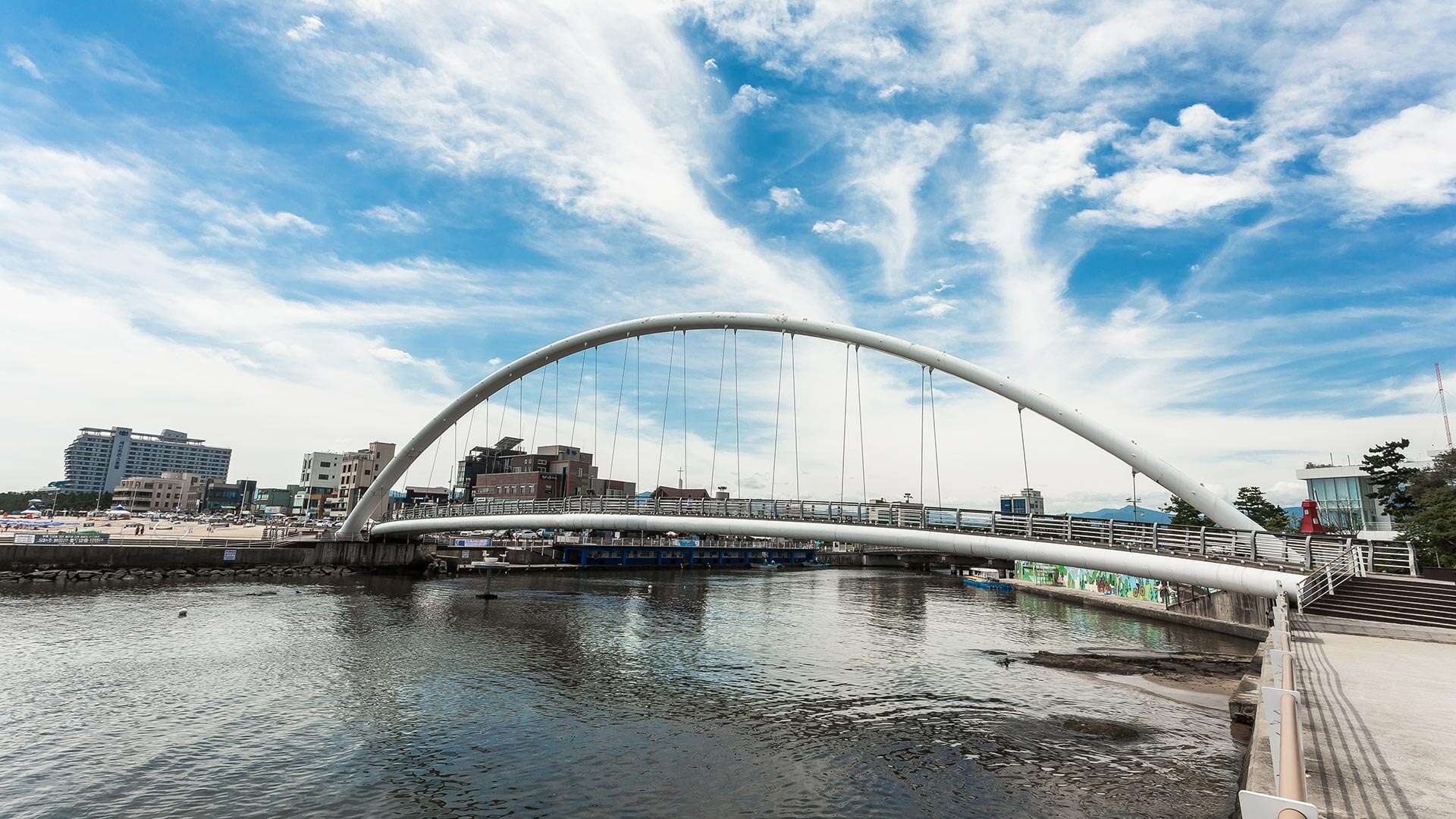 Gangmun Sotdae Bridge