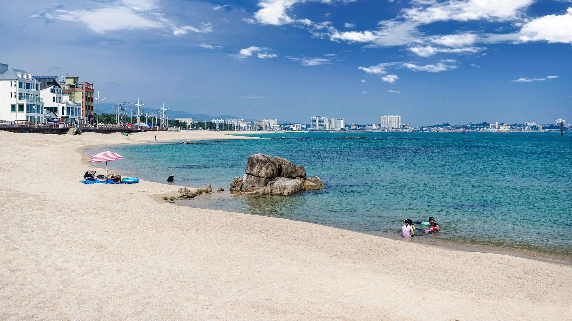 Yeongjin Beach
