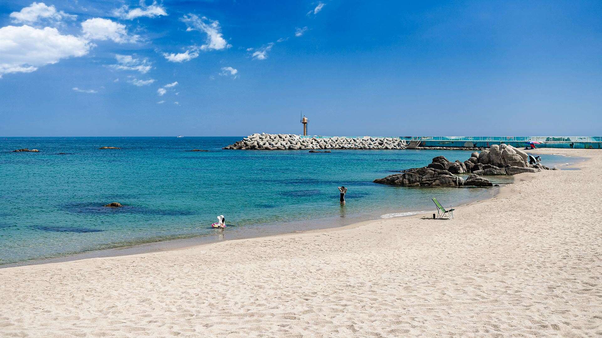 Yeongjin Beach