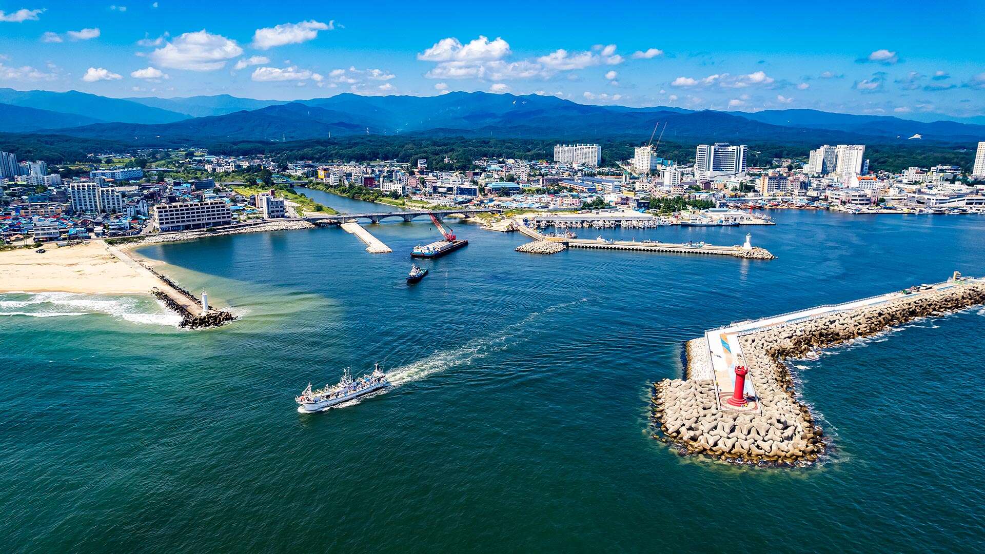 Jumunjin Port