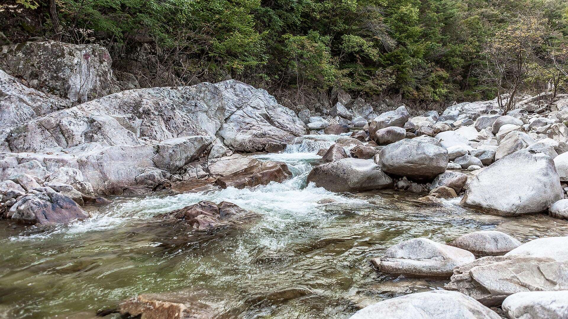 Yongyeon Valley