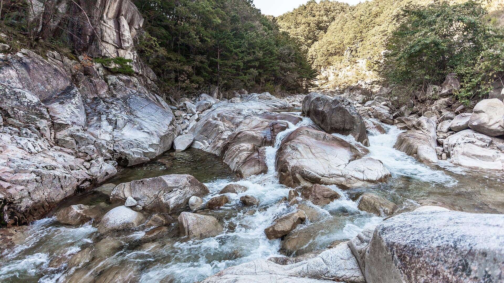 Yongyeon Valley