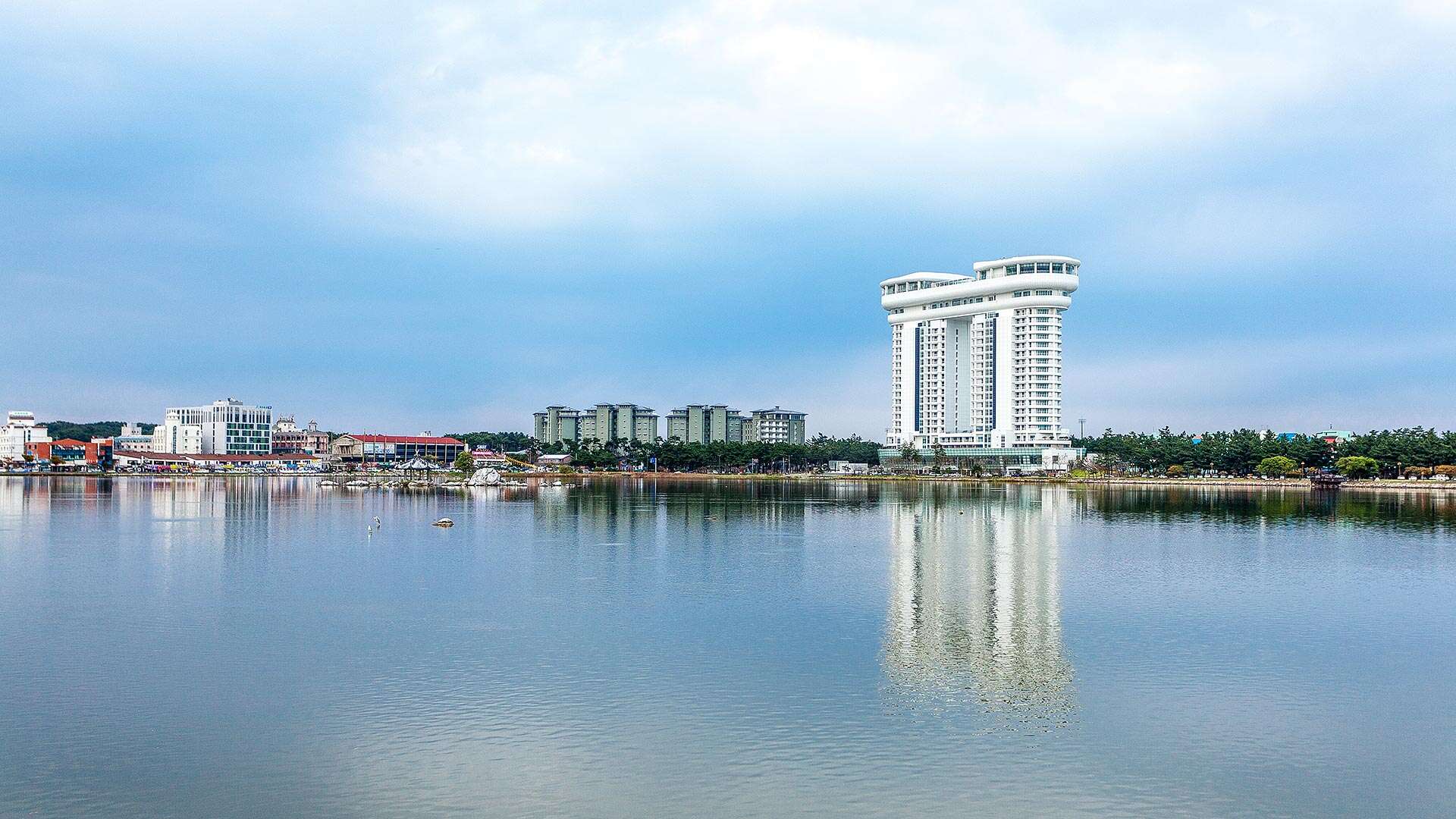 Gyeongpo Lake