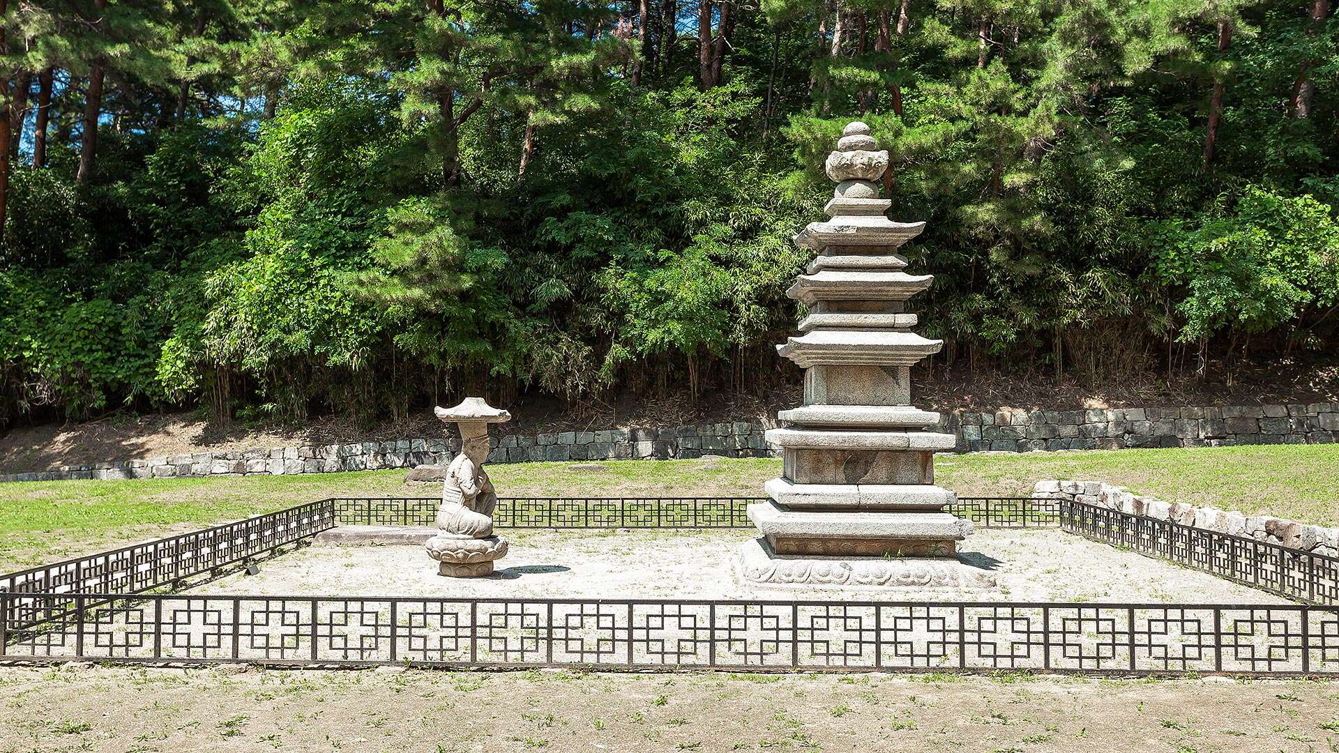 神福寺址 (Sinboksaji)