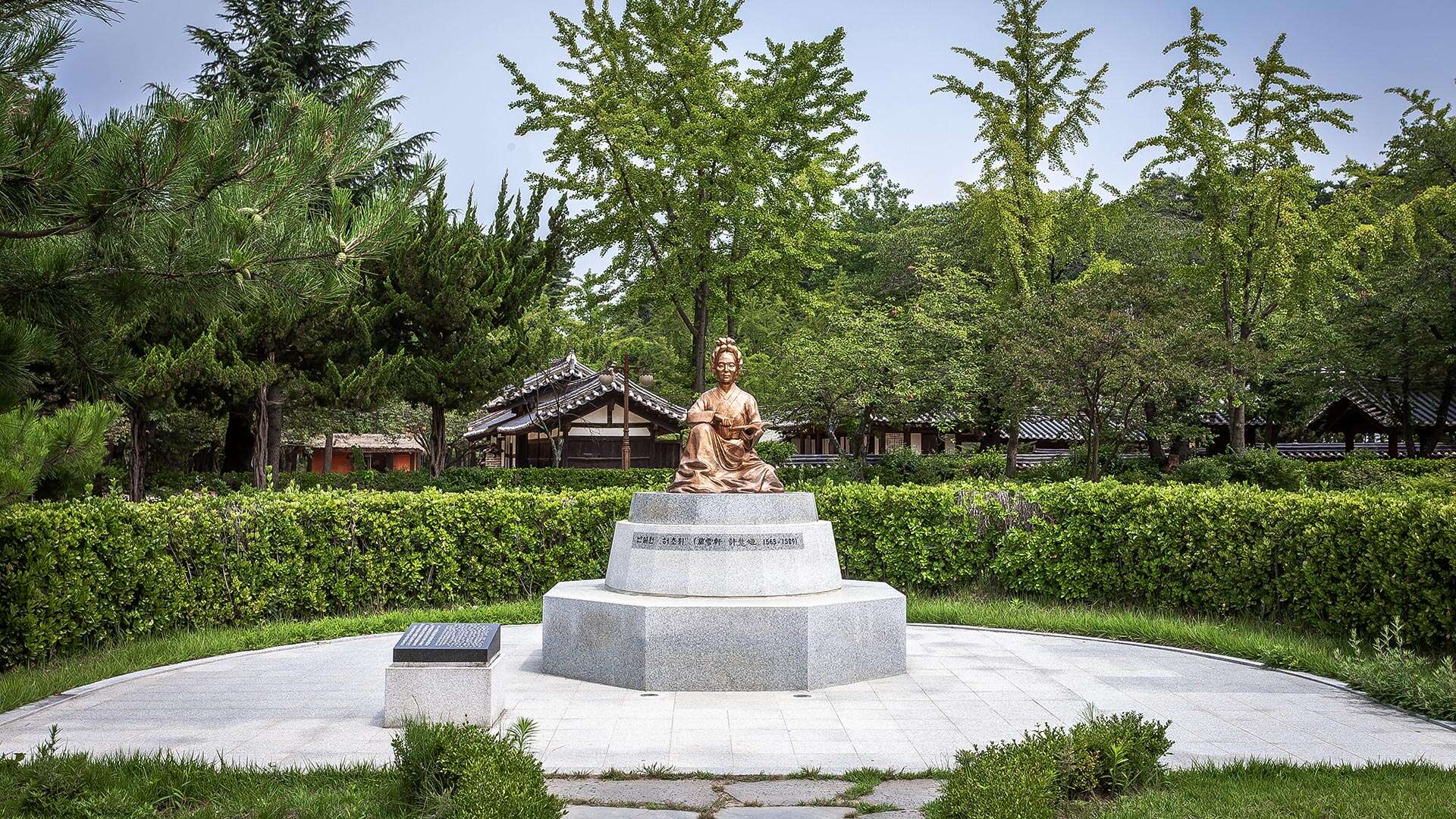 許筠・許蘭雪軒記念公園