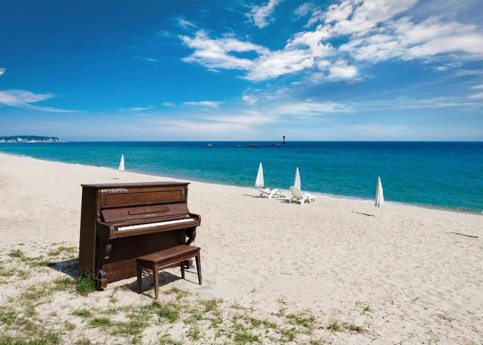 Sungeut Beach
