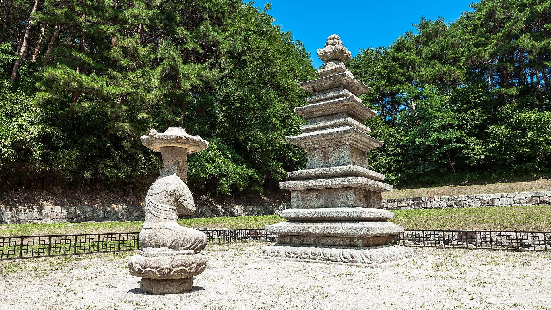 神福寺址 (Sinboksaji)