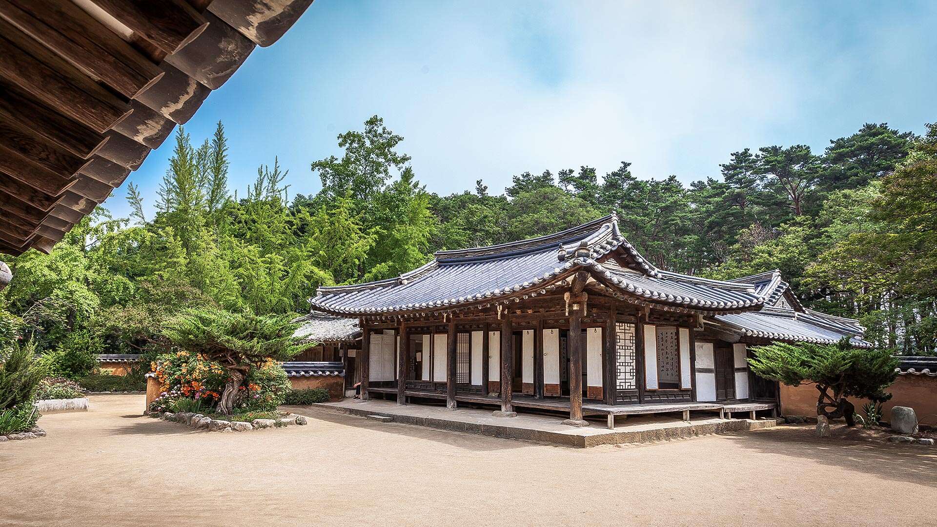 許筠・許蘭雪軒記念公園