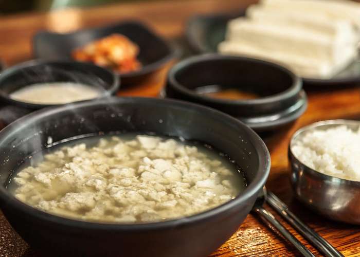 江陵名物のグルメ紀行