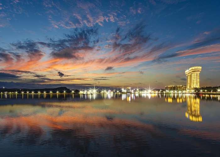 江陵の夜は昼より美しい