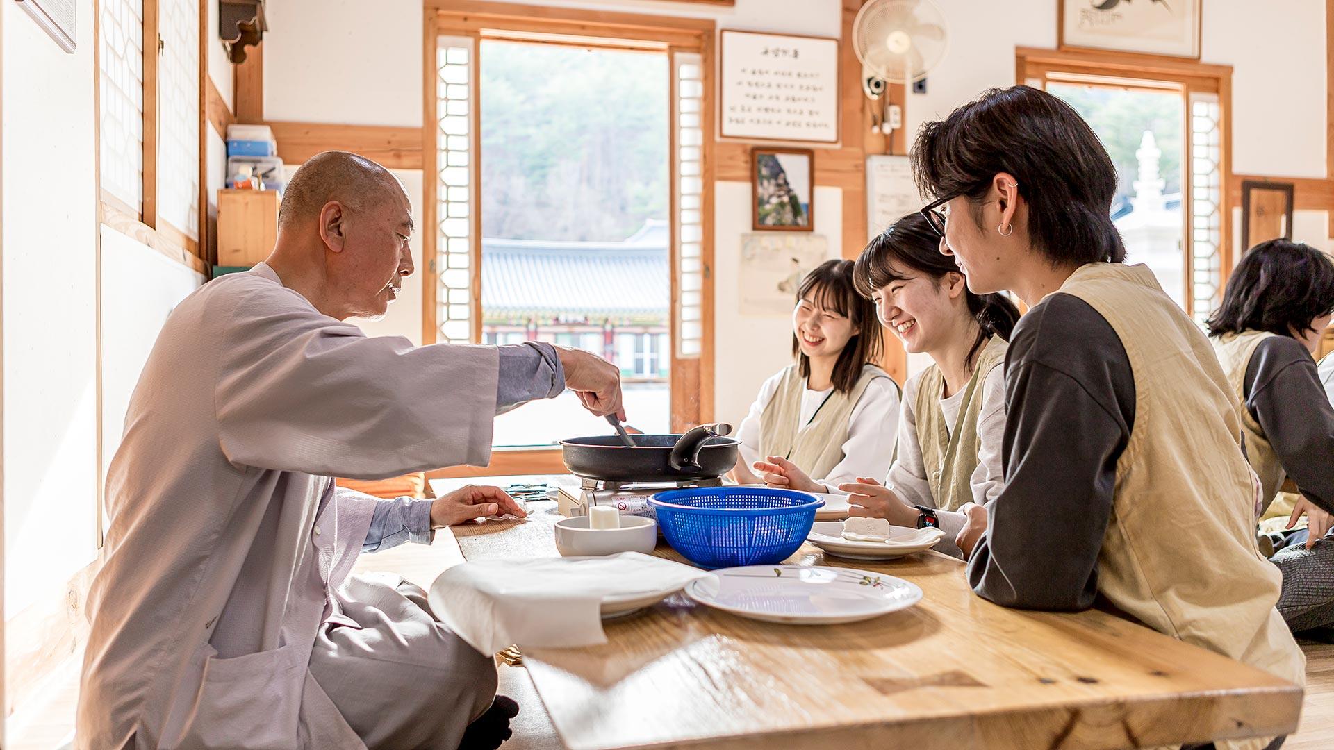 制作寺庙住宿小吃