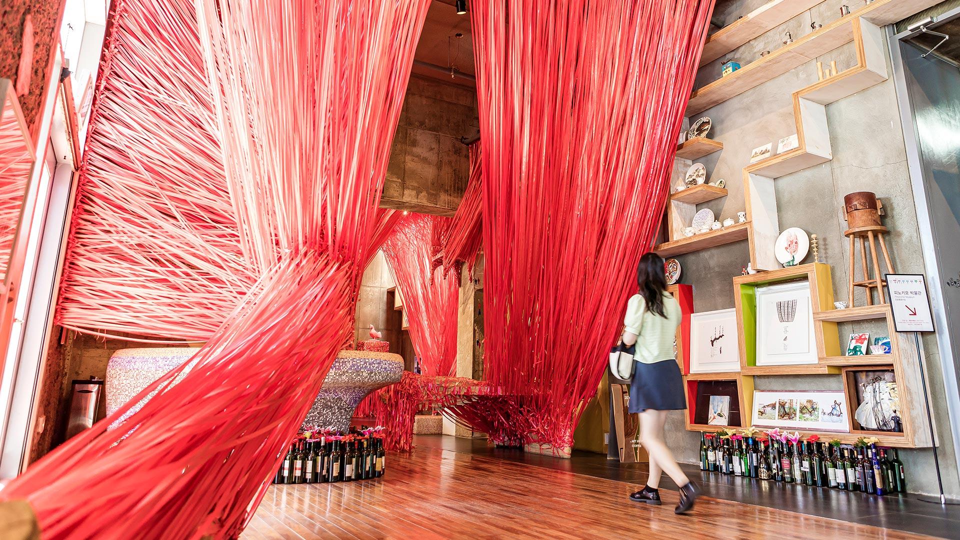 ハスラアートワールド屋内展示ホール03