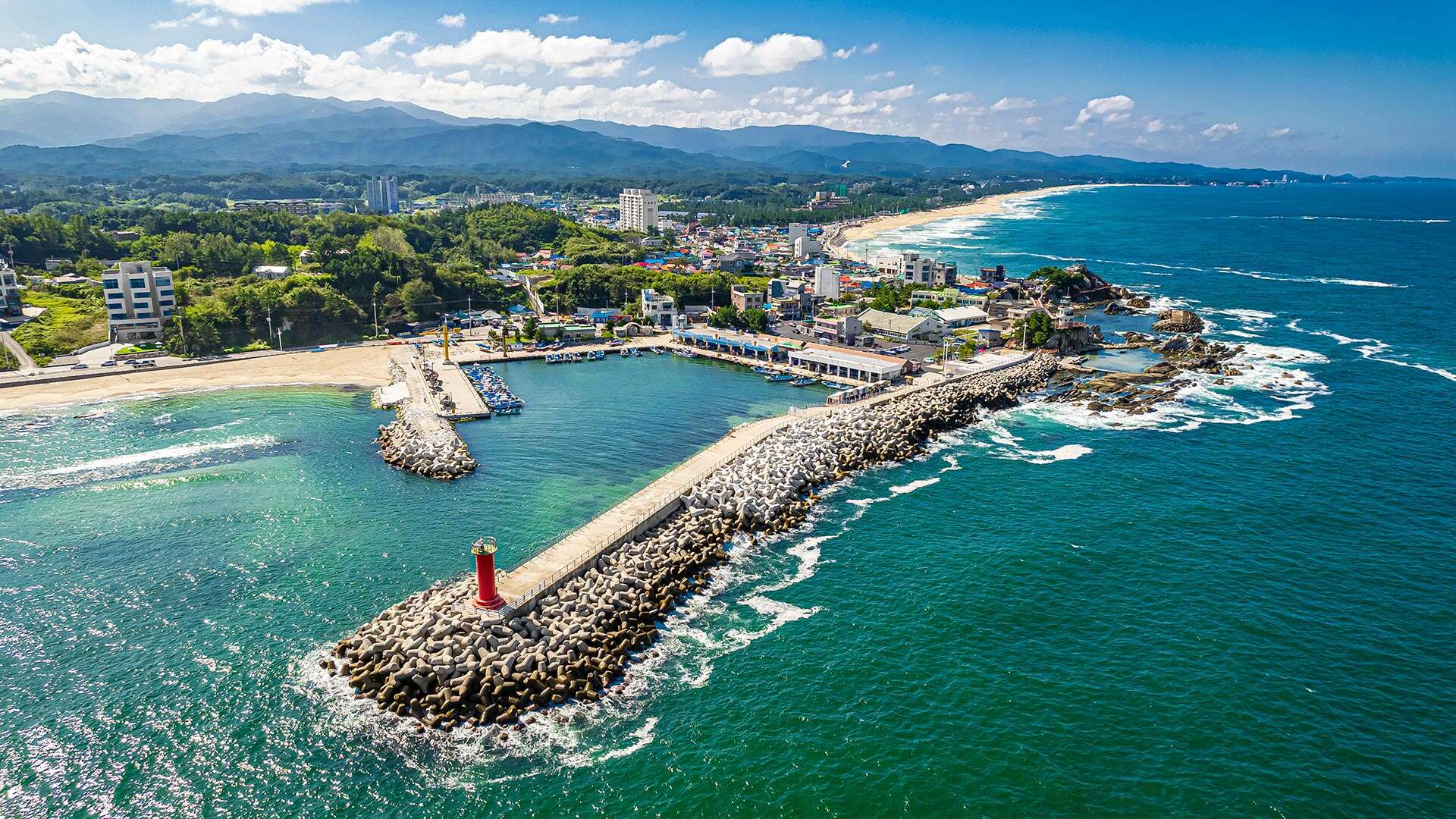 从空中俯瞰索多尔港